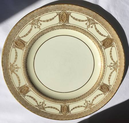 1717 by Royal Worcester