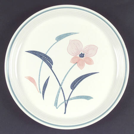 Primavera by Studio Nova