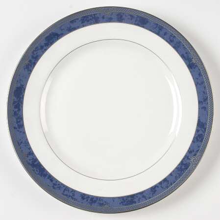 Dauphin Platinum by Spode