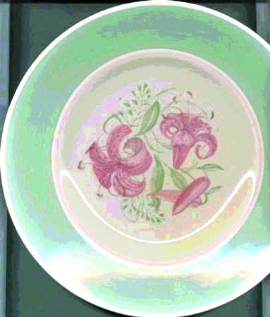 Tigerlily Green by Susie Cooper
