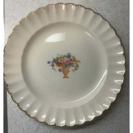 Palissy by Sebring Pottery
