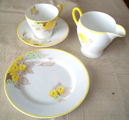 Phlox (Yellow Trim) by Shelley
