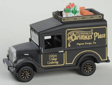 Heritage Village by Department 56