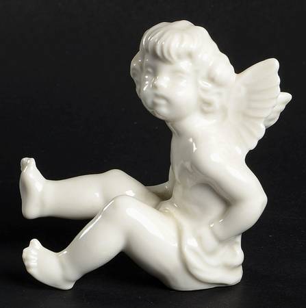 Tumbling Cherubs by Dresden (German)