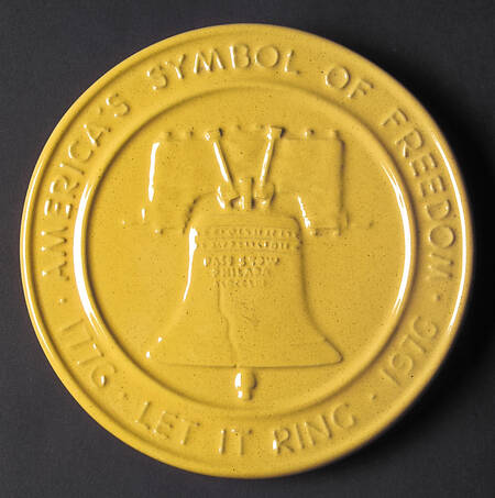 Bicentennial Trivet by Frankoma