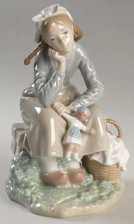 Children Playing by Lladro