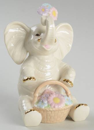 Mini Classic Elephants by Lenox
