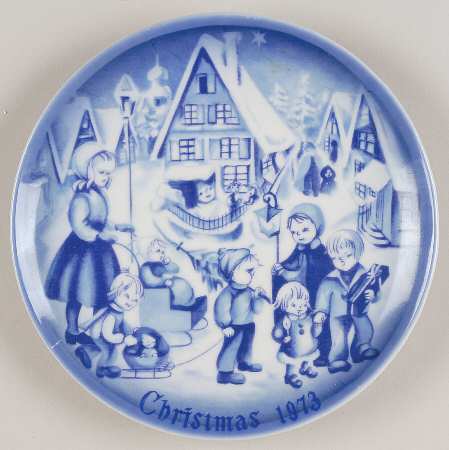 Christmas Plate-Norcrest by Norcrest