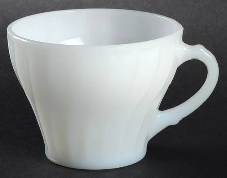 Plain White Swirl by Anchor Hocking