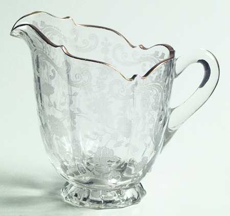 Chantilly (Stem #3625, Gold Trim) by Cambridge