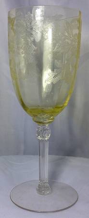Lorna Yellow (Stem #3135) by Cambridge