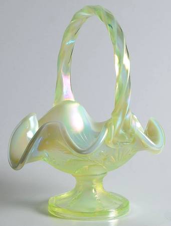 Topaz Opalescent (Iridized) by Fenton