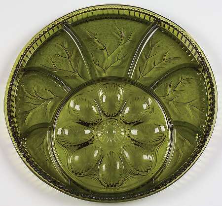 Pebble Leaf Green (Avocado) by Indiana Glass