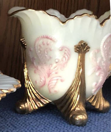 Inverted Fan and Feather Custard by Northwood