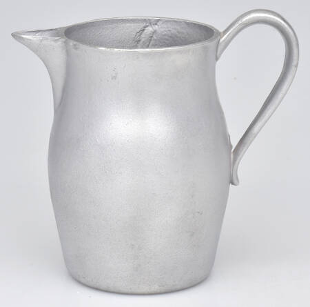 LEO28 (Duratele, Hollowware) by Leonard Silver Mfg Co