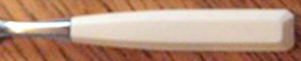 Classique-Ivory (Stainless) by Mikasa
