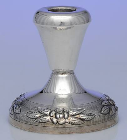 105915 (Sterling, Hollowware) by Maciel