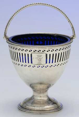 R6H1 (Sterling, Hollowware) by Robert Hennell I