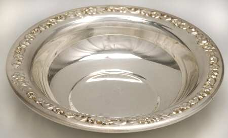 Rose Scroll (Silverplate, Hollwware) by Sheridan Silver Co