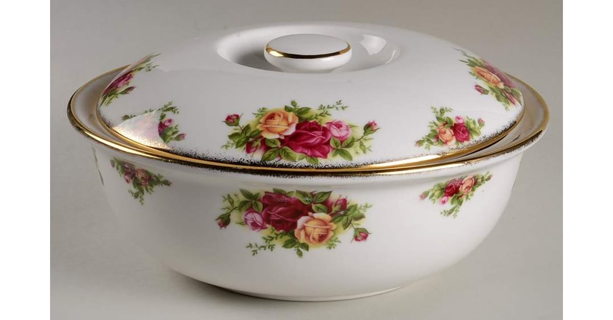 Old Country Roses 2 Qt Round Covered Casserole by Royal Albert ...