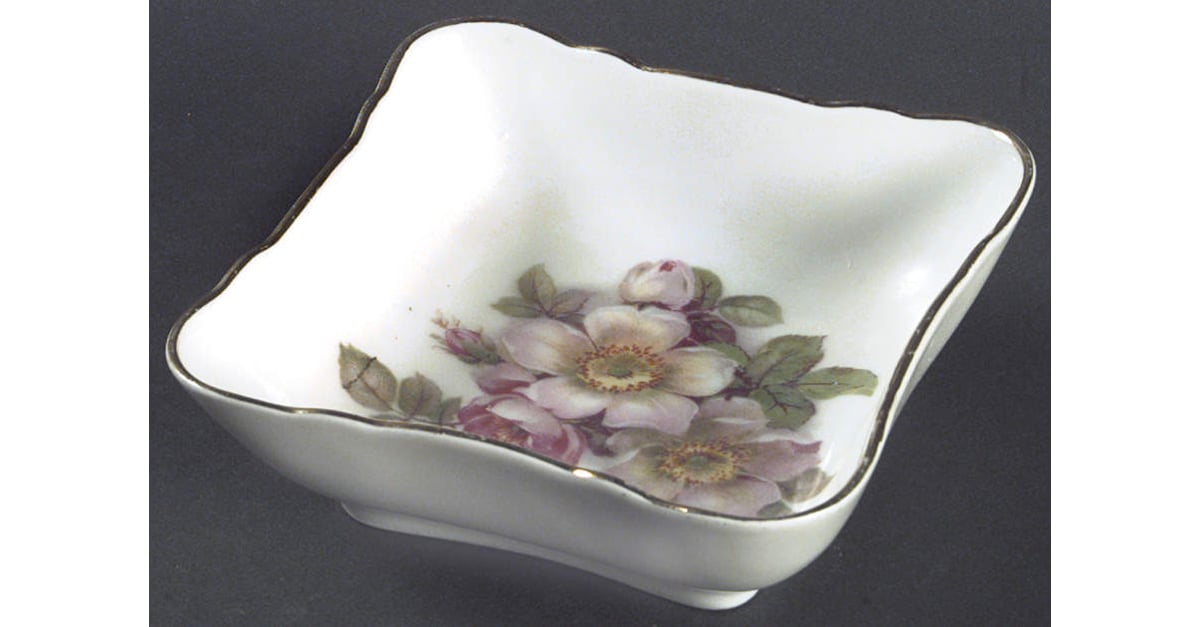 Wild Rose Scalloped (Coupe) Nut Dish by Schumann - Bavaria ...