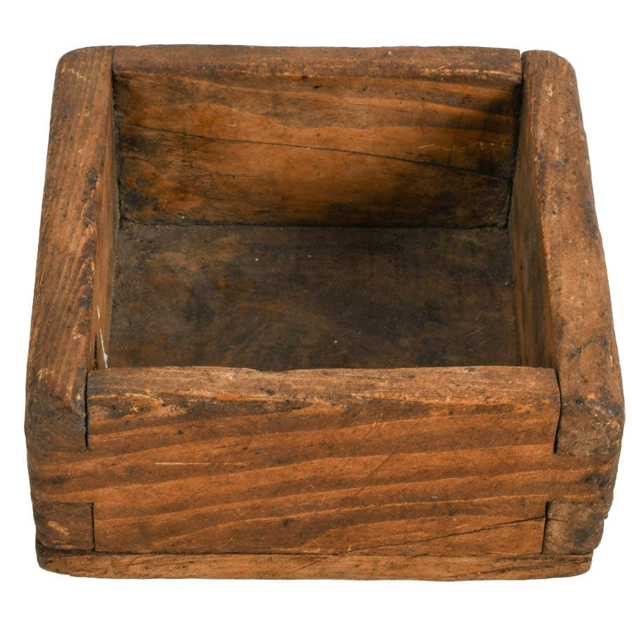 Three-Piece Set of Primitive Wood and Iron Dry Measures-8