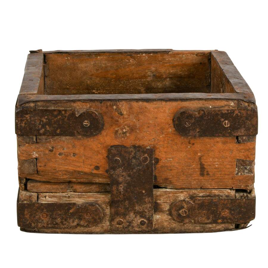 Three-Piece Set of Primitive Wood and Iron Dry Measures-6