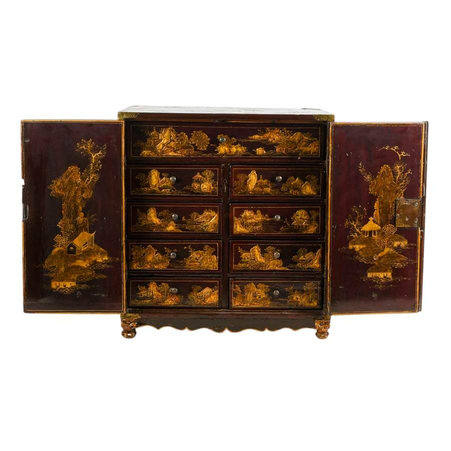 Antique Chinese Black Lacquer and Gilt Decorated Storage Box-6