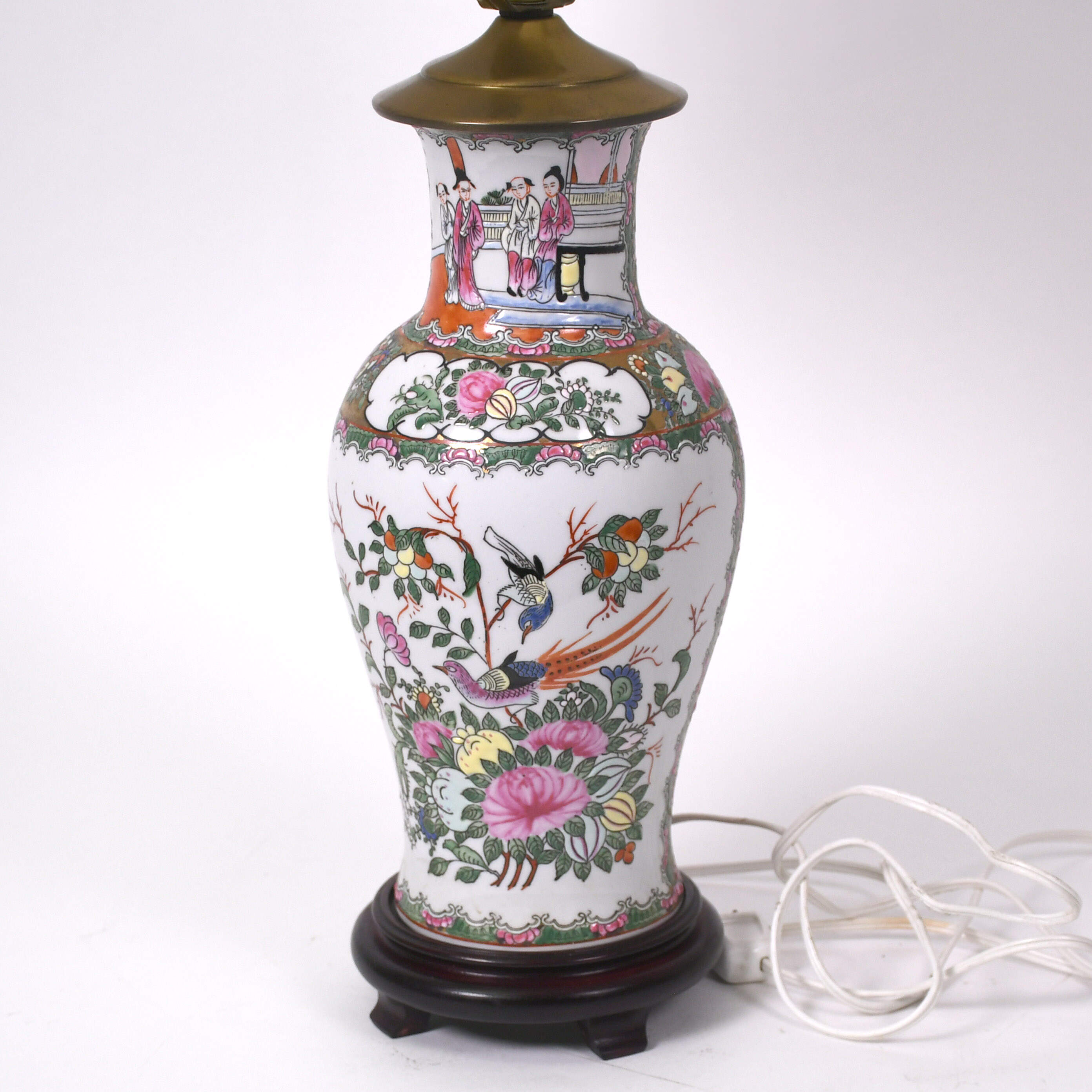 Chinese Famille Rose Medallion Lamp on Base-7