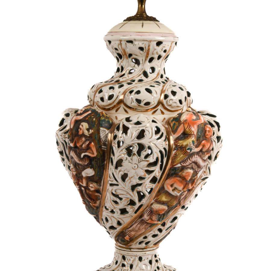 Capodimonte Table Lamp on Brass Pedestal-4