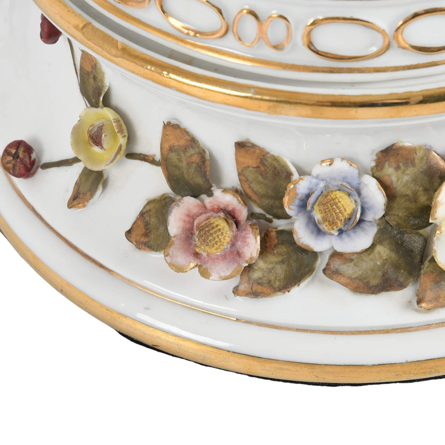 Pair of Figural Capodimonte-Style Table Lamps-5