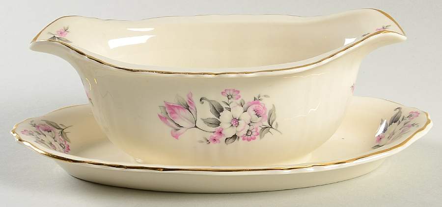 Moss Rose (Scalloped, Gold) Gravy Boat with Attached Underplate by Aberdeen-1