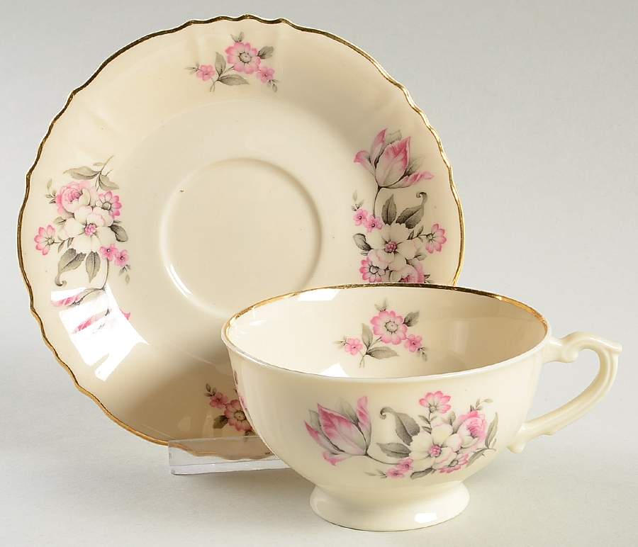 Moss Rose (Scalloped, Gold) Footed Cup & Saucer Set by Aberdeen-1