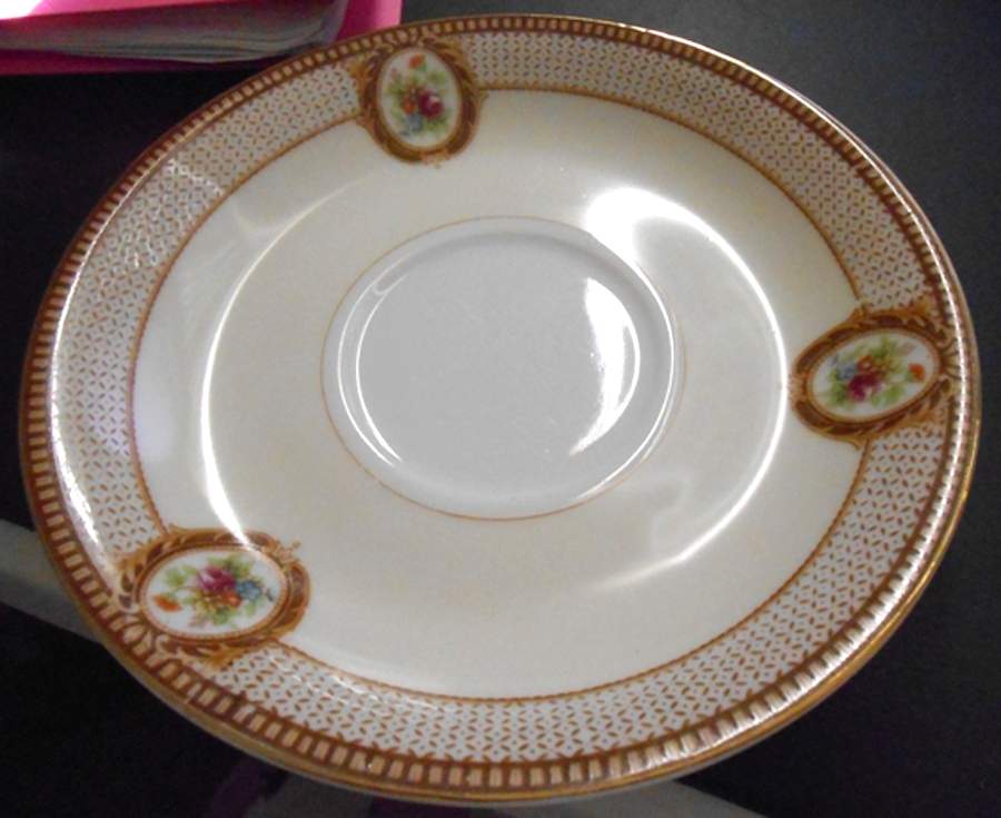 ADL3 Saucer by Adline-1