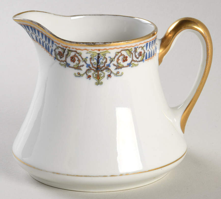 AHR101 Creamer by Charles Ahrenfeldt-1