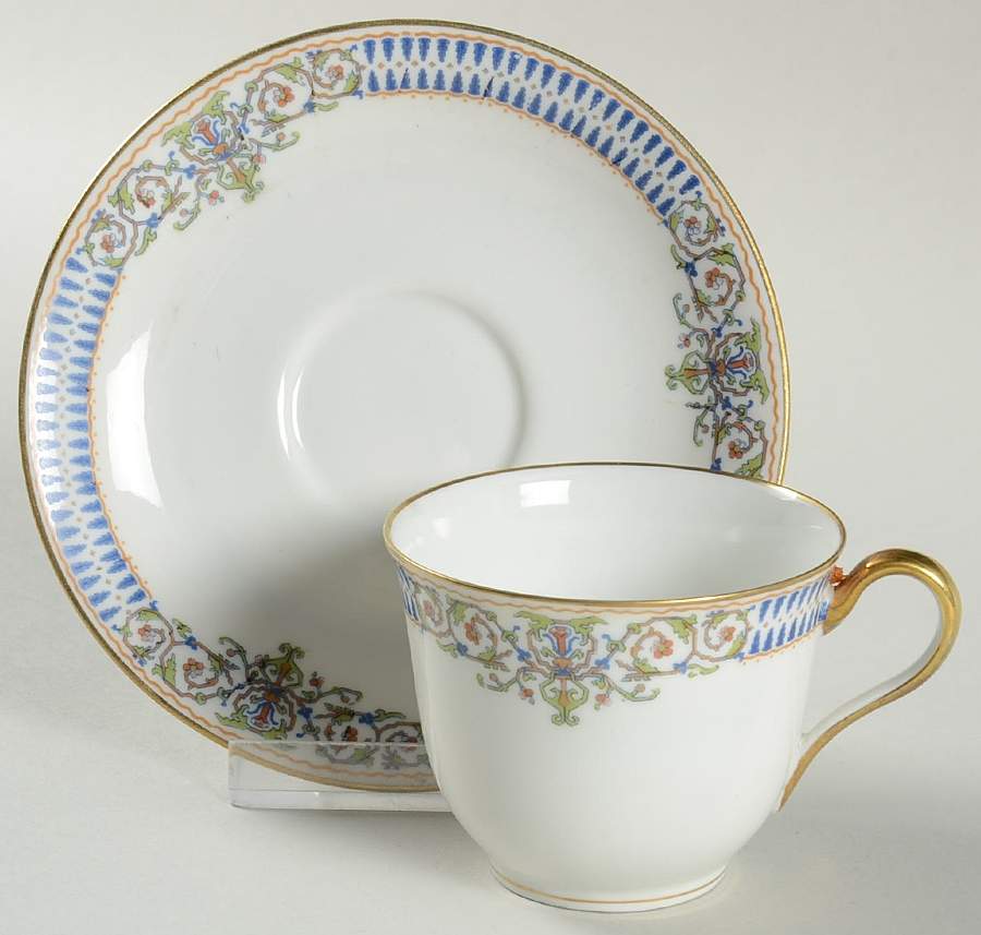 AHR101 Flat Demitasse Cup & Saucer Set by Charles Ahrenfeldt-1