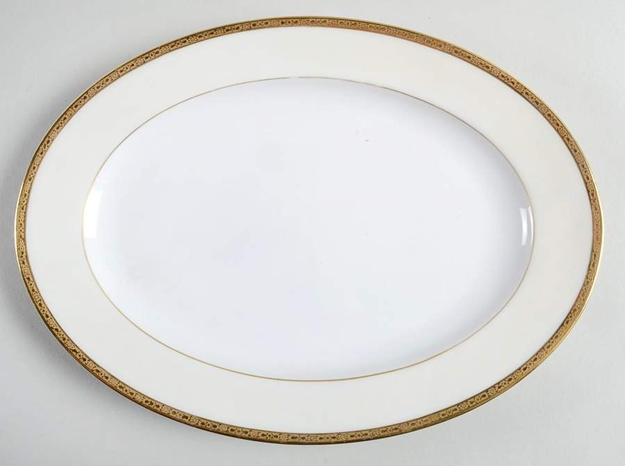 AHR132 11" Oval Serving Platter by Charles Ahrenfeldt-1