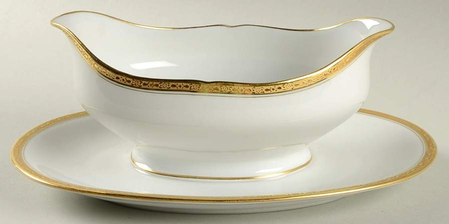 AHR133 Gravy Boat with Attached Underplate by Charles Ahrenfeldt-1