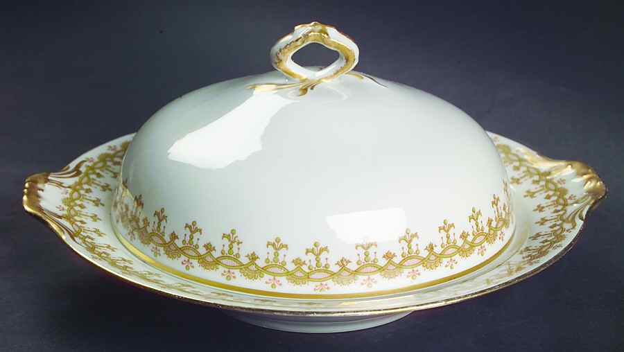 AHR19 Round Covered Butter by Charles Ahrenfeldt-1
