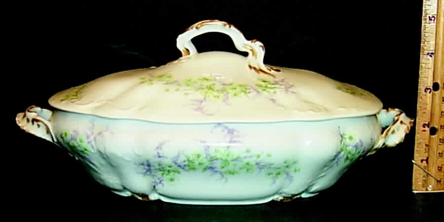 AHR195 Oval Covered Vegetable by Charles Ahrenfeldt-1