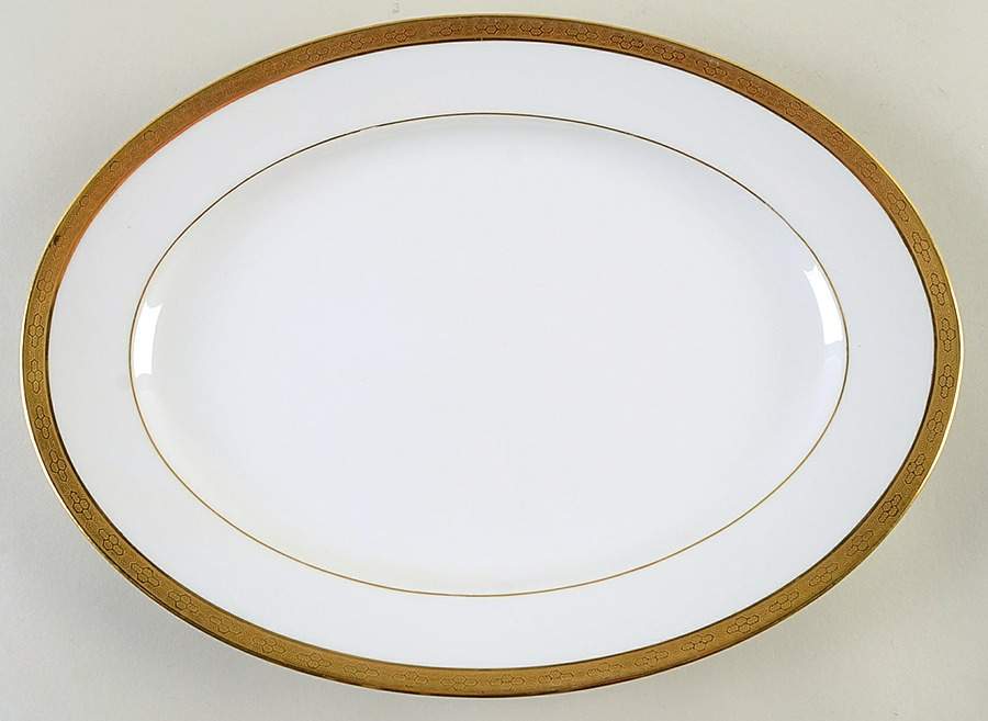 AHR200 14" Oval Serving Platter by Charles Ahrenfeldt-1