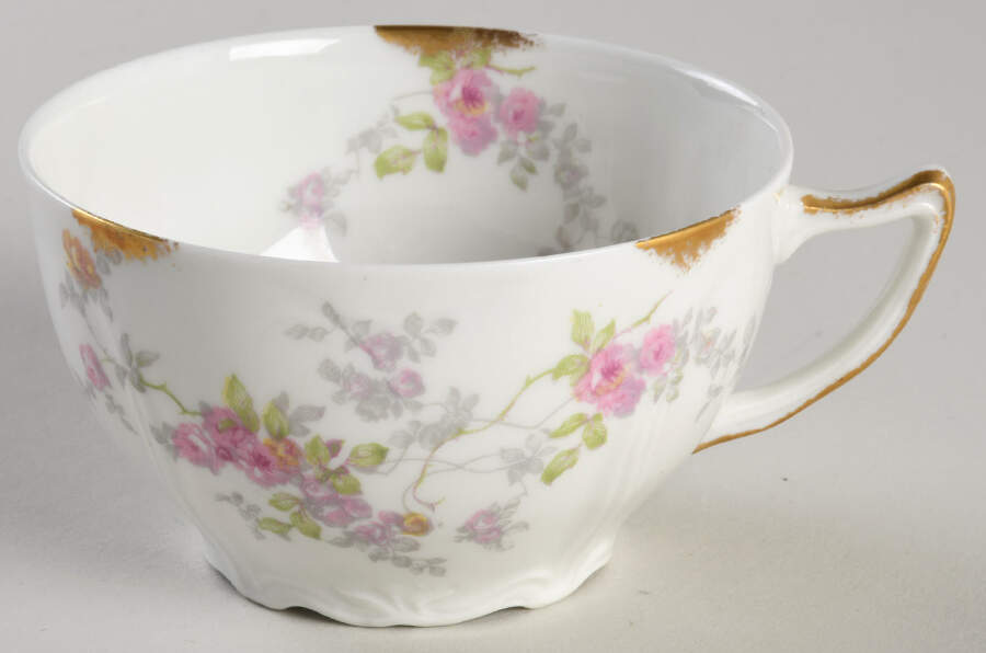 AHR22 Flat Cup by Charles Ahrenfeldt-1