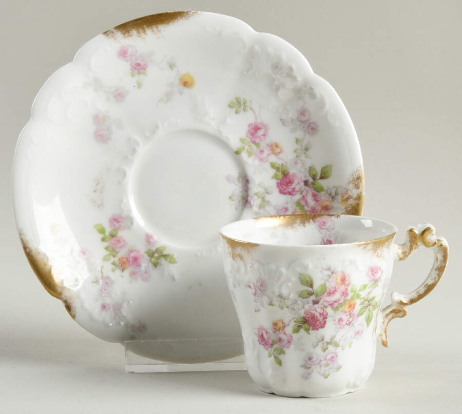 AHR22 Flat Demitasse Cup & Saucer Set by Charles Ahrenfeldt-1