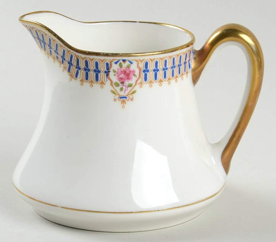AHR27 Mini Creamer by Charles Ahrenfeldt-1