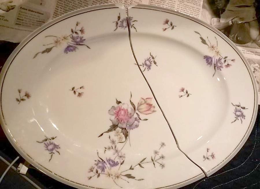 AHR3 11" Oval Serving Platter by Charles Ahrenfeldt-1