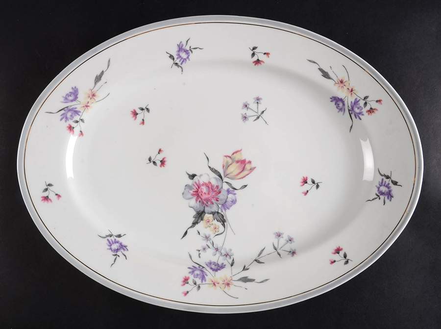 AHR3 16" Oval Serving Platter by Charles Ahrenfeldt-1
