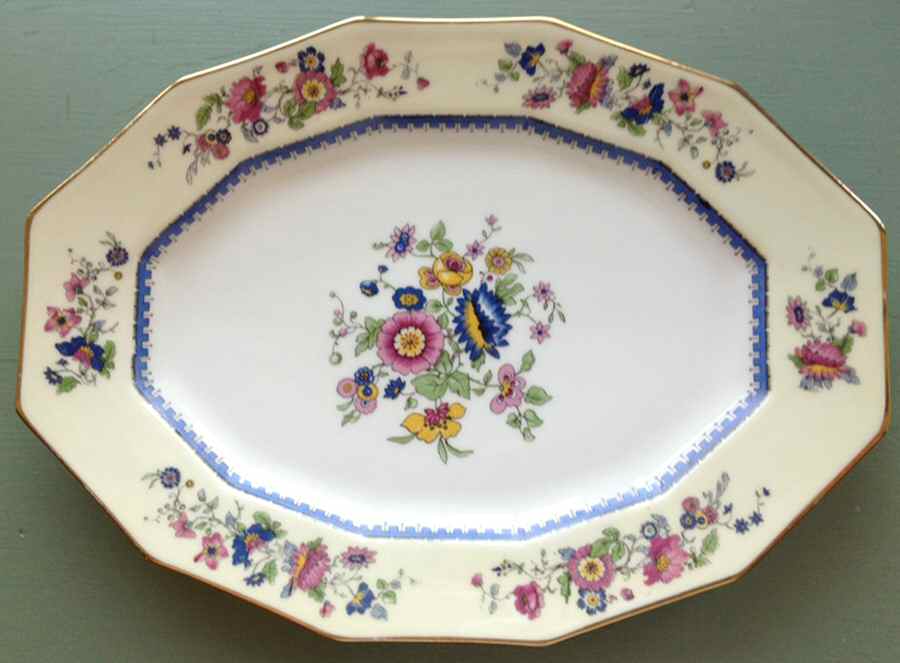 AHR30 11" Oval Serving Platter by Charles Ahrenfeldt-1