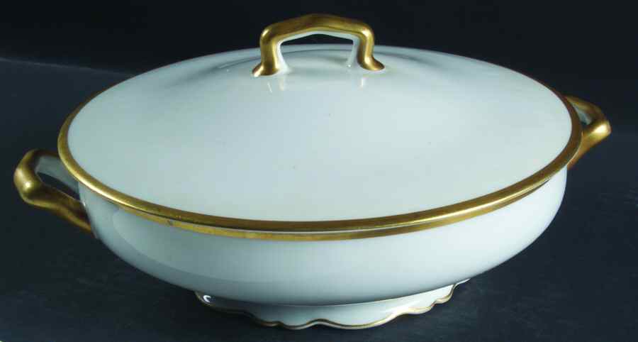 AHR34 Round Covered Vegetable by Charles Ahrenfeldt-1
