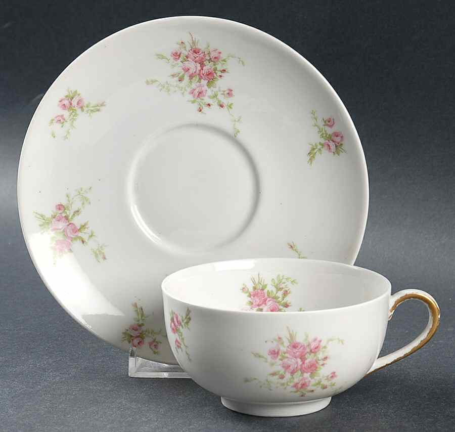 AHR56 Flat Cup & Saucer Set by Charles Ahrenfeldt-1