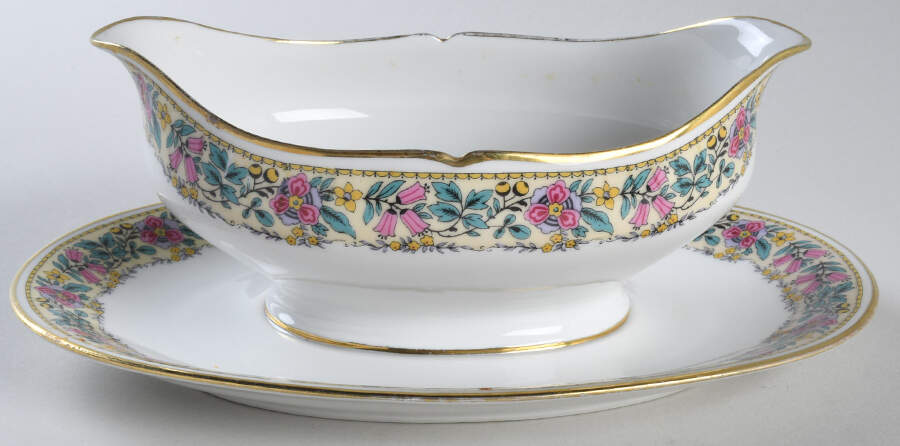 AHR63 Gravy Boat with Attached Underplate by Charles Ahrenfeldt-1